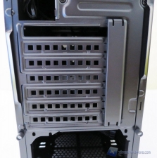 BitFenix NEOS_27